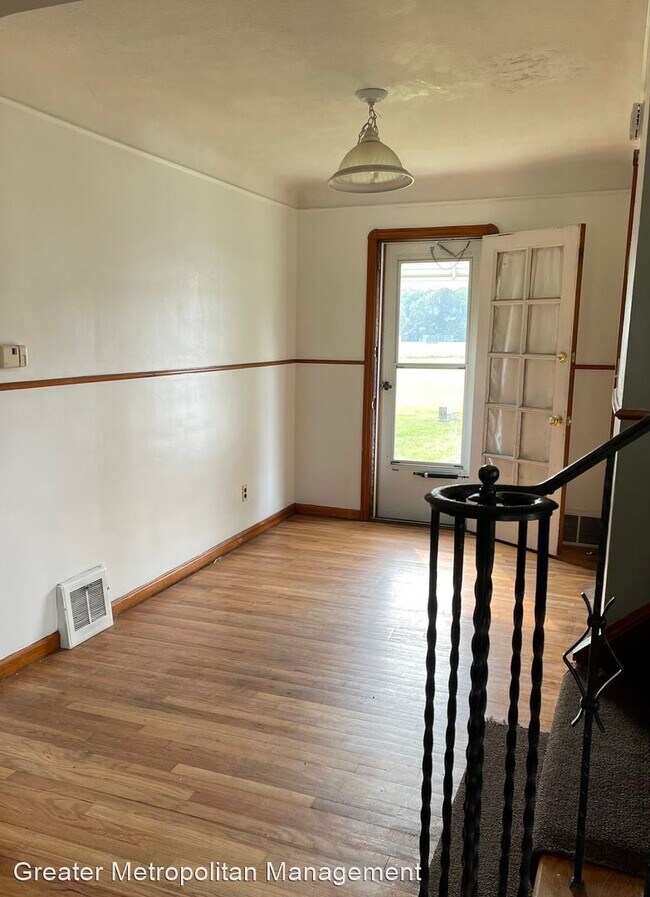 Building Photo - 4 br, 1.5 bath House - 6130 Westminster Drive
