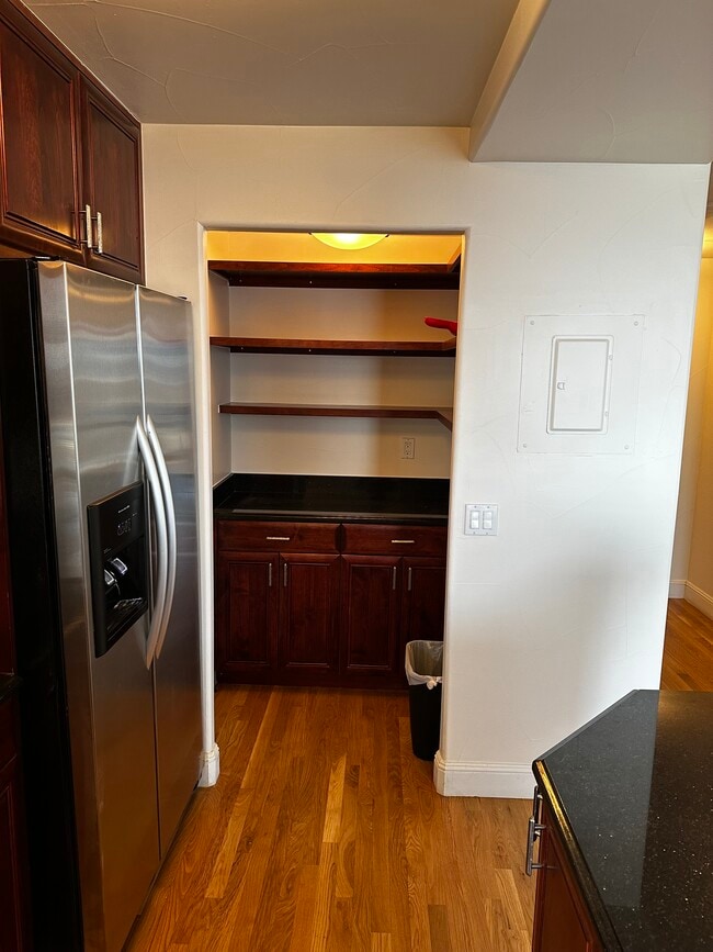 Butler Pantry - 1625 Larimer St