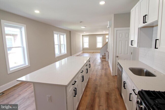 Foto del edificio - 17 W 4th St