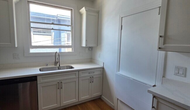 Foto del edificio - 2720 College Ave