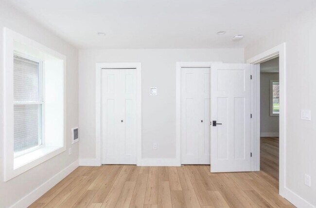 Foto del edificio - 1 Bedroom Home in Charlotte VT Available 9/1!