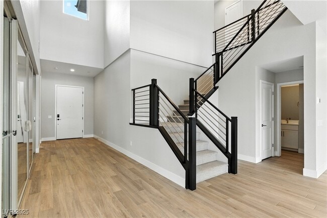 Building Photo - 5073 Slatestone St