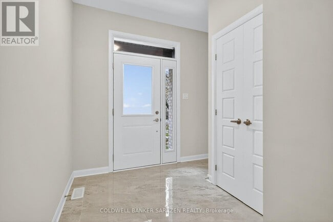 Building Photo - 147 Salisbury St