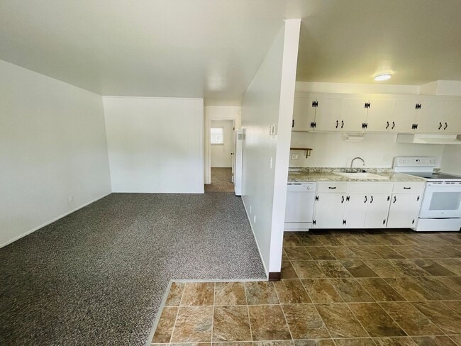 Foto del edificio - 2301 James Ave