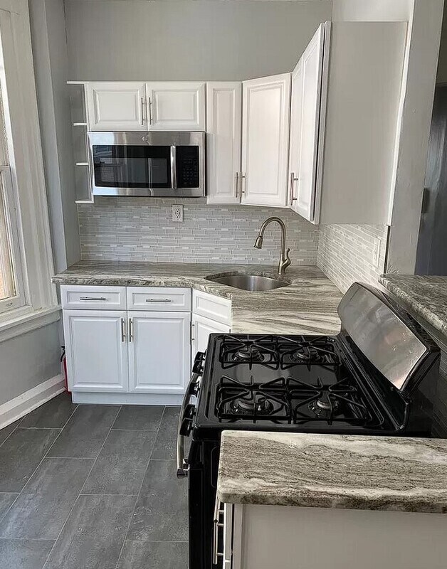 Foto del edificio - 441 E Walnut Ln
