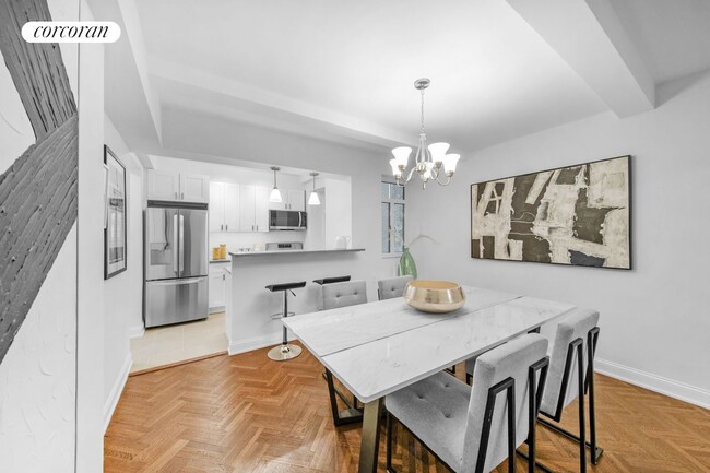 Foto del edificio - 44 E 67th St