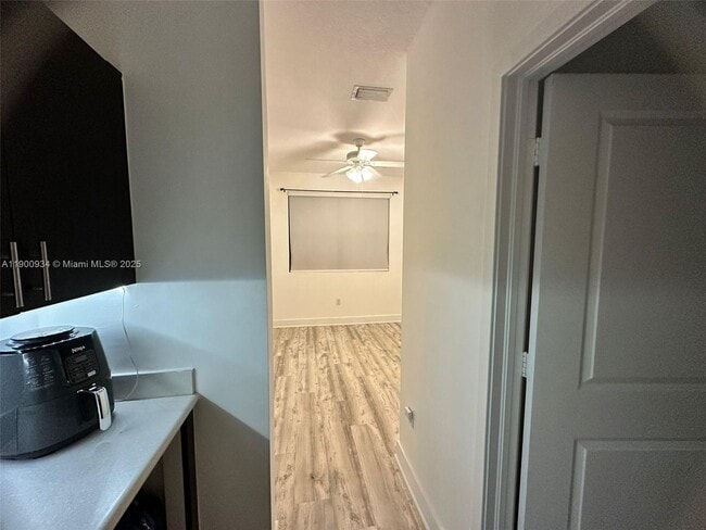 Foto del edificio - 22433 SW 102nd Ave