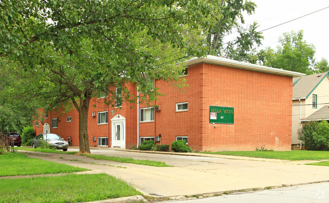 Foto del edificio - Bella Vista Apartments