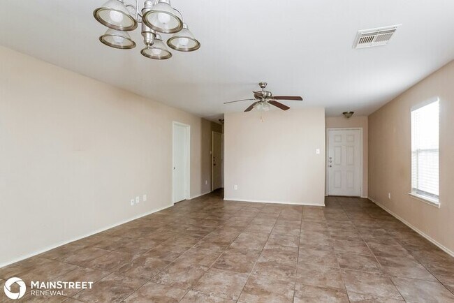 Foto del edificio - 7322 Enchanted Creek Dr