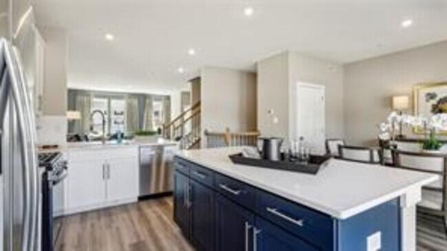 Building Photo - 305 Gable Ct