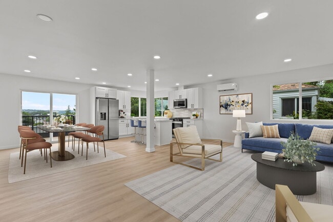 Building Photo - 605 Prospect Ave N