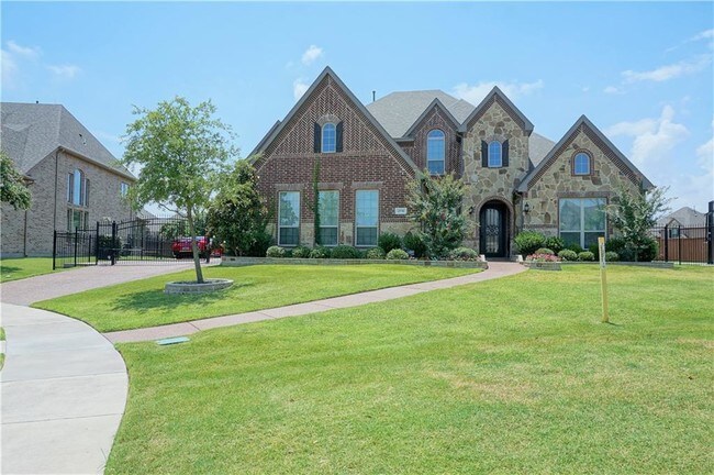Building Photo - 2718 Trophy Club Dr
