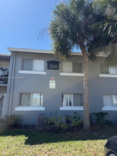 Foto del edificio - 1151 Lake Terry Dr