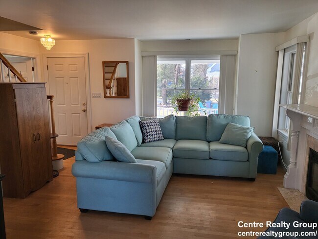 Foto del edificio - 16 Webster Pl