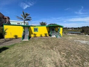 Building Photo - 7981 Moss Landing Rd