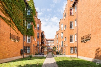 Building Photo - 1642 1/2 W Greenleaf Ave