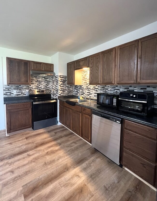 Foto del edificio - 325 Ferguson Ave