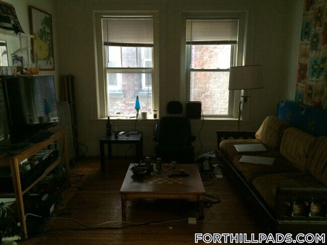 Foto del edificio - 4.5 Centre St