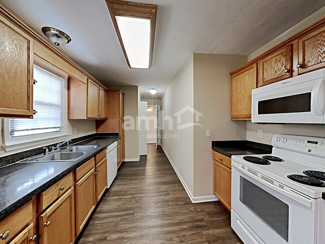 Building Photo - 2309 Verde Ct