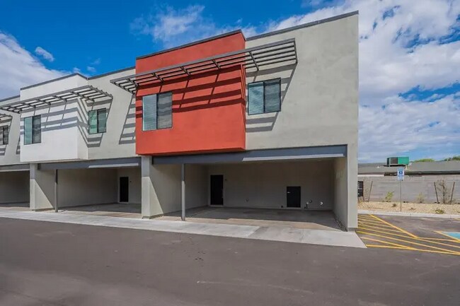 Foto del edificio - 3221 N 36th St