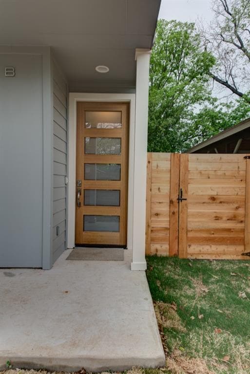 Building Photo - 1114 Walton Ln