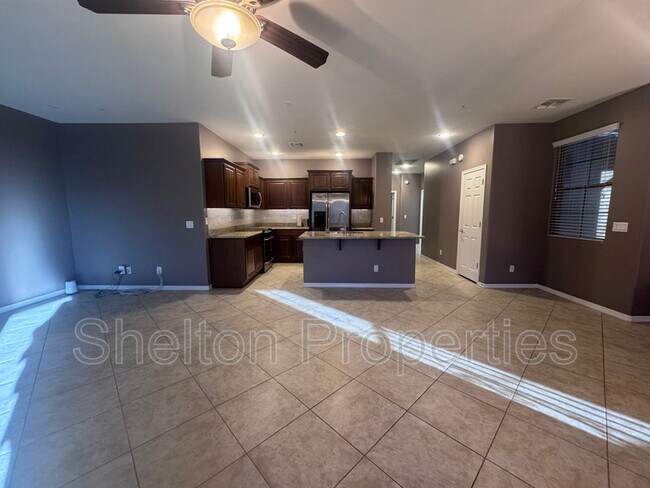 Foto del edificio - 29128 N 22nd Ave