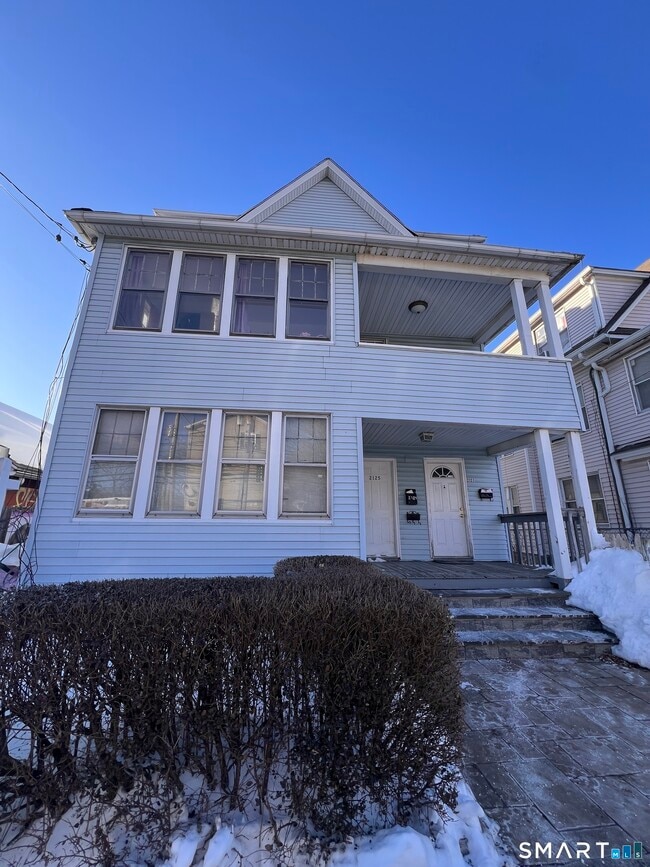 Building Photo - 2125 E Main St