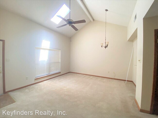 Building Photo - 1 br, 1 bath House - 5223 Buttercreek Lane #6