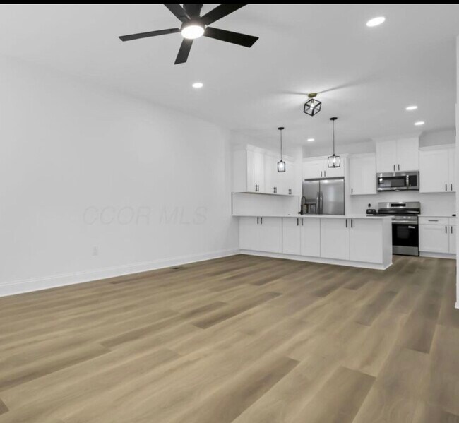 Foto del edificio - 901 Miller Ave