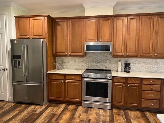 Foto del edificio - 2320 Water Oaks Ln