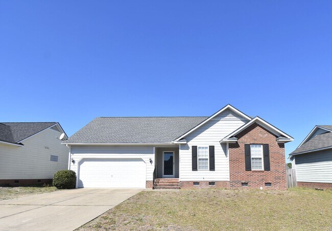 Building Photo - 3 Bedroom, 2 Bathroom Home (NO PETS)
