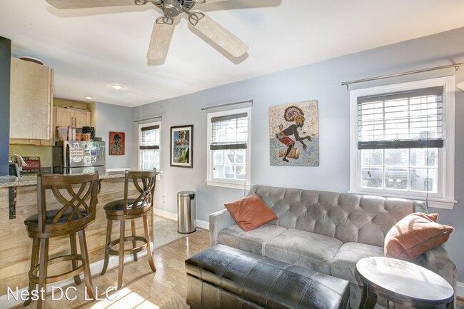 Foto del edificio - 1 br, 1 bath House - 243 10th St SE Unit 5