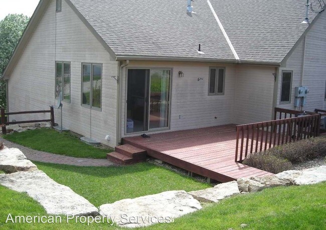 Building Photo - 3722 Everett Dr