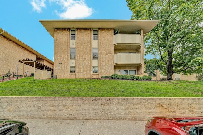 Foto del edificio - 5260 Crossbow Cir
