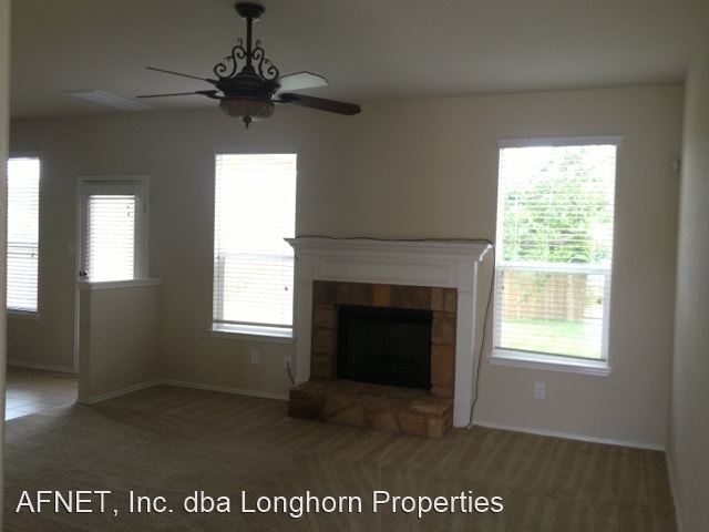 Foto del edificio - 3 br, 2.5 bath House - 4907 Old Homestead St