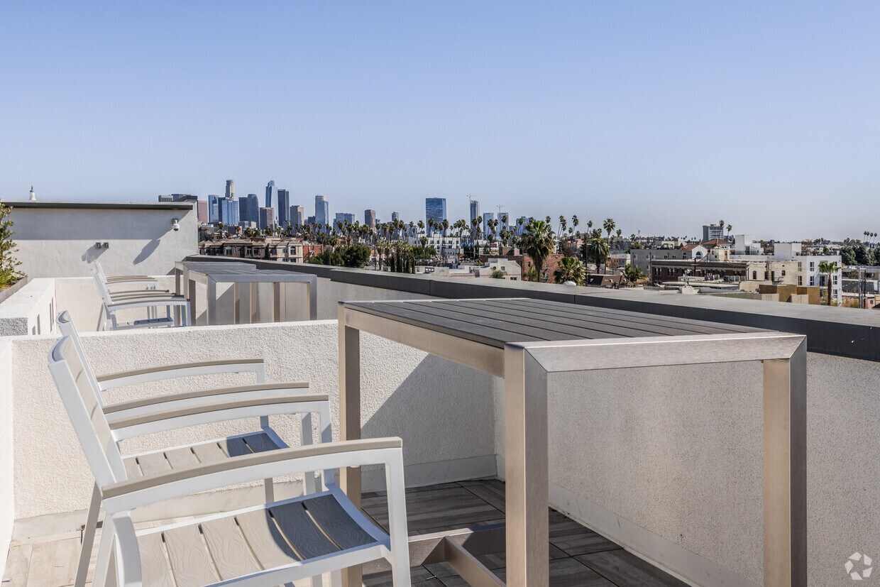 The Harper Apartments in Los Angeles, CA Westside Rentals