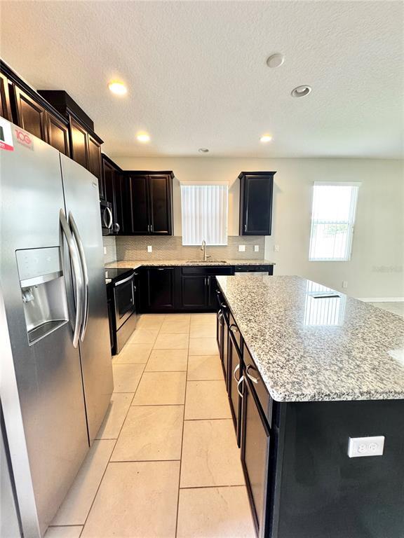 Building Photo - 2757 Creekmore Ct