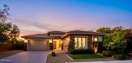 Building Photo - 3240 E Bryce Ln