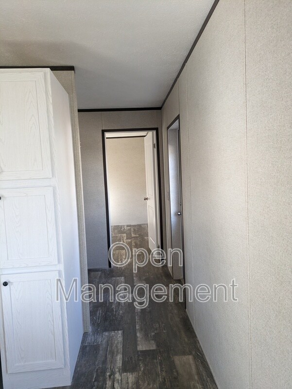 Foto del edificio - 4950 W Farm Rd 156