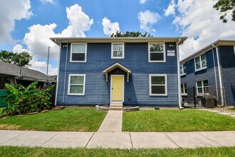 Building Photo - 1009 Enid St