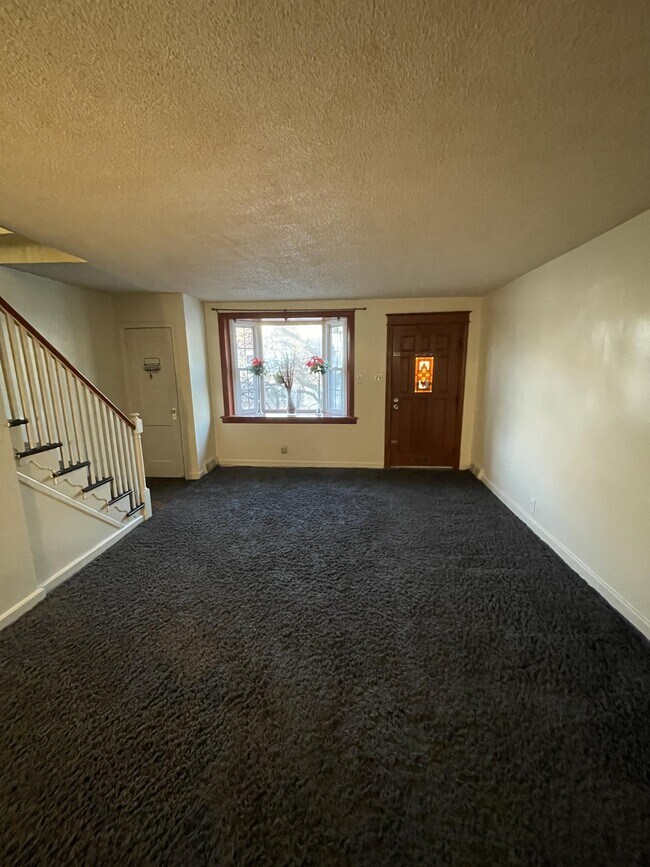 Building Photo - 2810 Stevens St