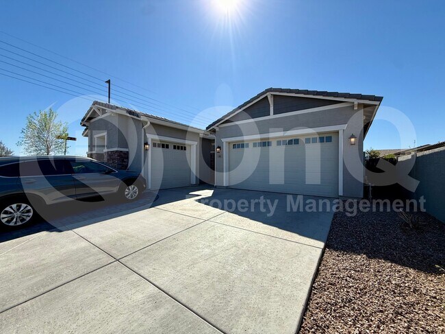 Building Photo - 261 E Virgo Pl