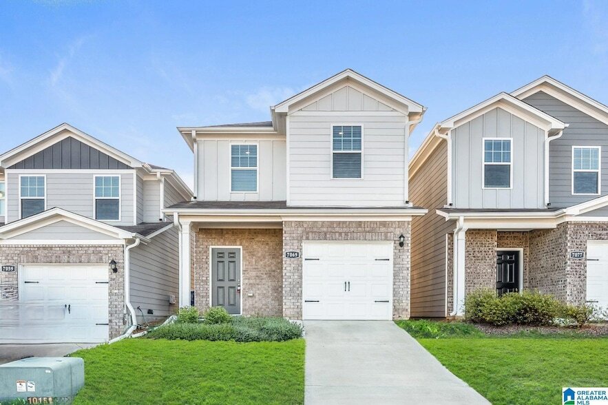 Foto principal - 8067 Hagood St