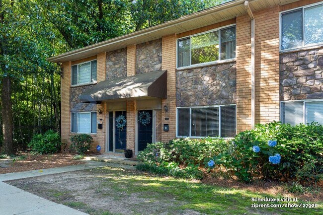 Foto del edificio - 100 Biscayne Dr NW