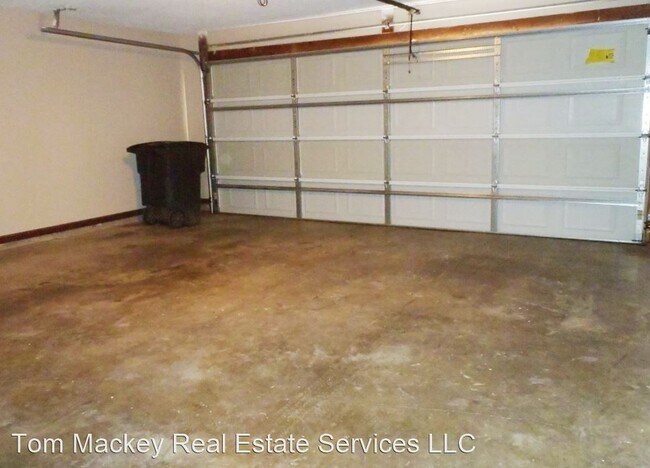 Foto del edificio - 3 br, 2 bath House - 7561 Oakmount Dr.