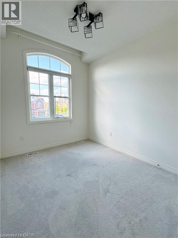 Photo du bâtiment - 112 Skinner Rd