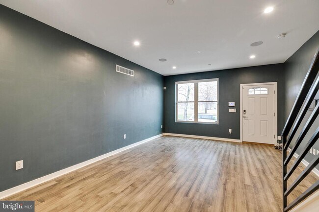 Foto del edificio - 2342 S 6th St