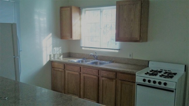 Foto del edificio - 3830 E 2nd St