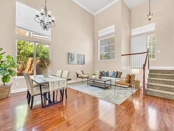 Foto principal - 1076 Mullinger Ln