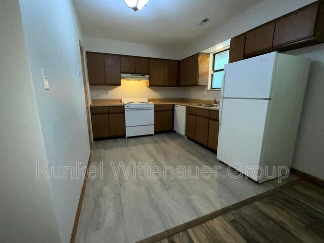 Foto del edificio - 223 N Virginia Ave